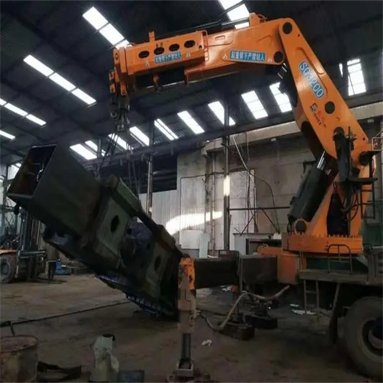 长宁200吨折臂吊出租