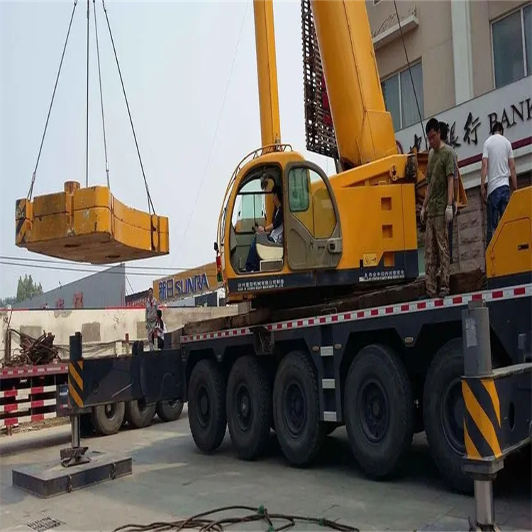 长宁当地吊车出租|机器吊装|75吨|工厂搬迁服务